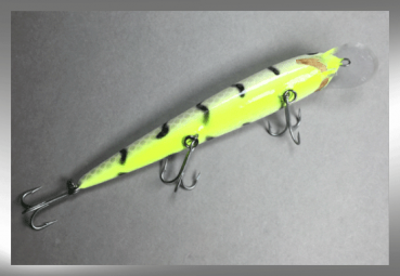 Nils Master INVINCIBLE Floating Wobbler, Größe: 15 cm, Farbe: 117 Sonderfarbe Yellow Ghost, Gewicht: 30 Gramm