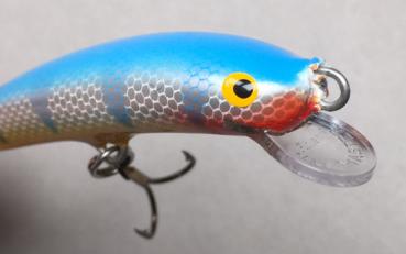 Nils Master INVINCIBLE Floating Wobbler, Größe: 8 cm, Farbe: 066 Blue Fish, Gewicht: 8 Gramm