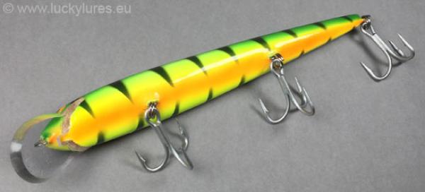 Nils Master Invincible 18 cm Floating Wobbler, Farbe: 160 Green Tiger, Gewicht: 40 Gramm