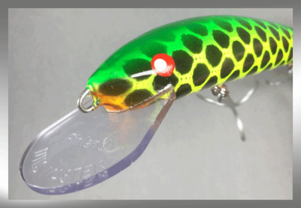 Nils Master Invincible 20 cm Floating Wobbler, Farbe: 175 Fire Snake, Gewicht: 70 Gramm