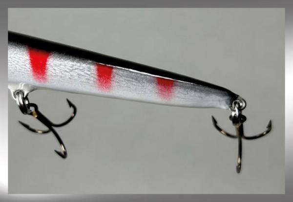 Nils Master INVINCIBLE Floating Wobbler, Größe: 15 cm, Farbe: 003 Silver Perch Red Stripes, Gewicht: 30 Gramm